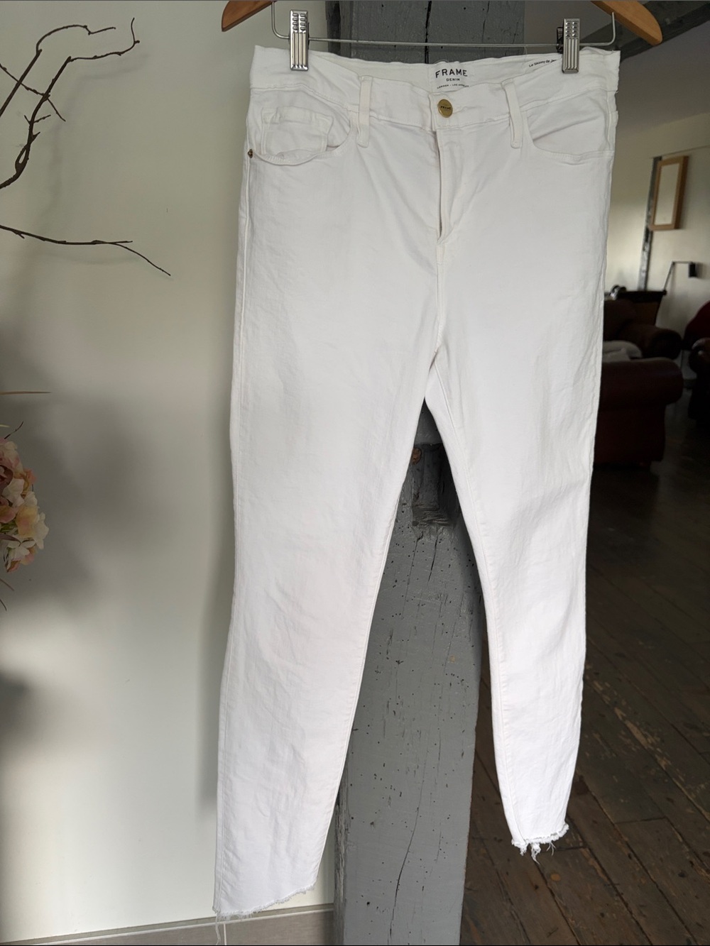 Frame Denim White Skinny High-Rise Jeans le skinny de Jeanne